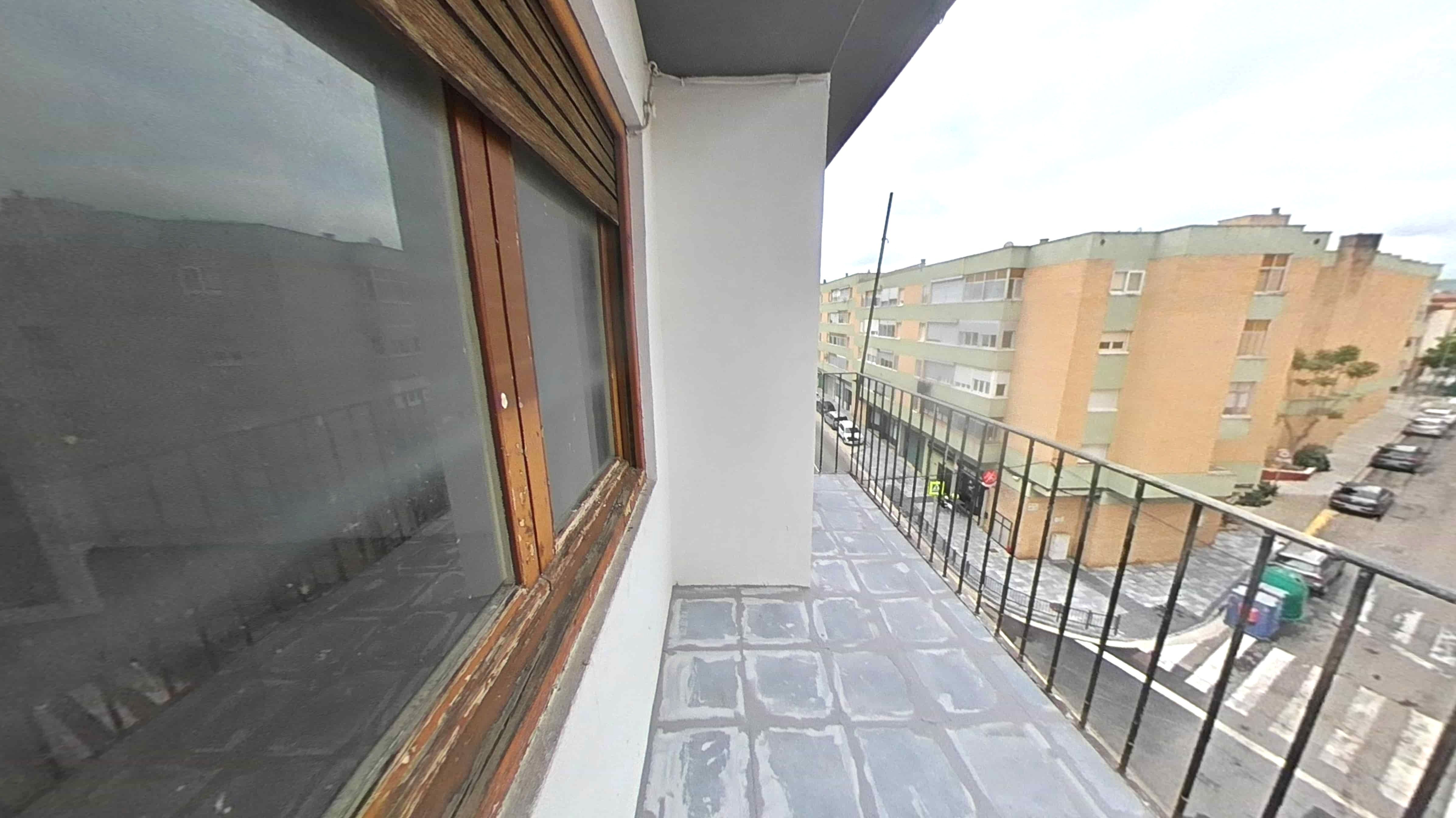 Flat for sale in Cajal Teresa, Tarazona