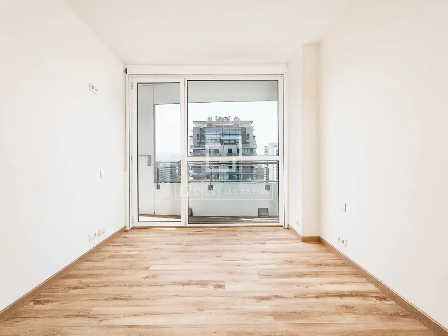 Terrasse von Wohnung zum Verkauf in Barcelona mit Klimaanlage, Heizung und Abstellraum