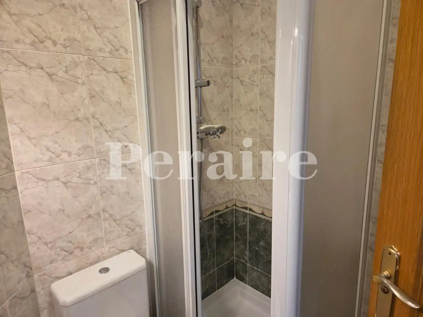 Piso de alquiler en TRAVESSERA DE DALT, 56, La Salut