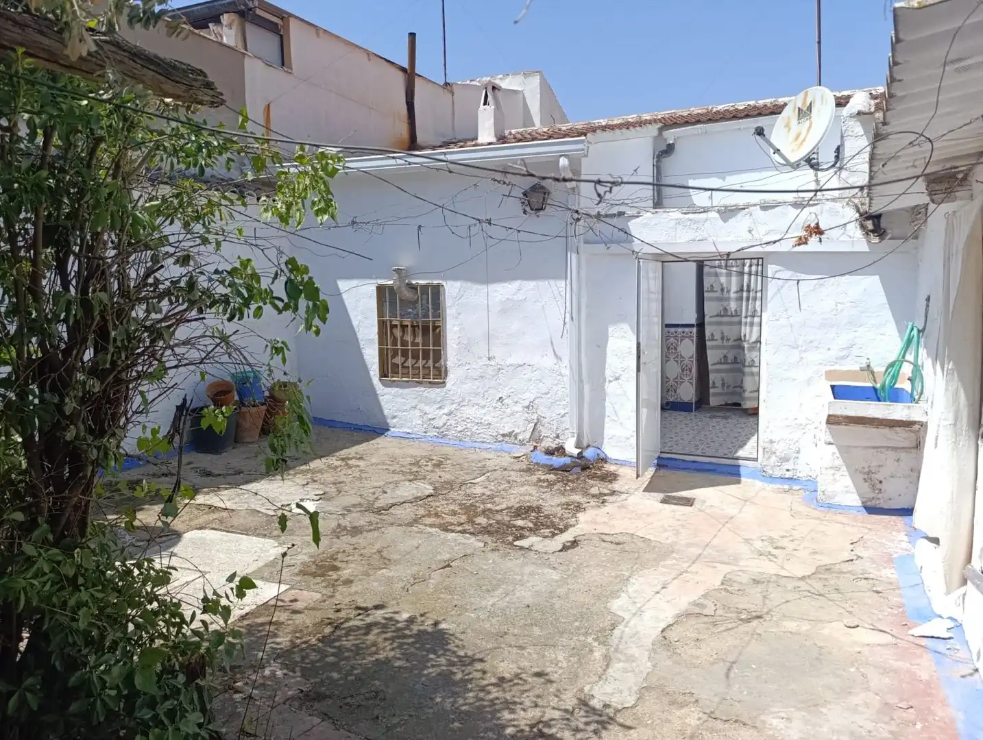 Außenansicht von Haus oder Chalet zum Verkauf in Valdepeñas mit Heizung