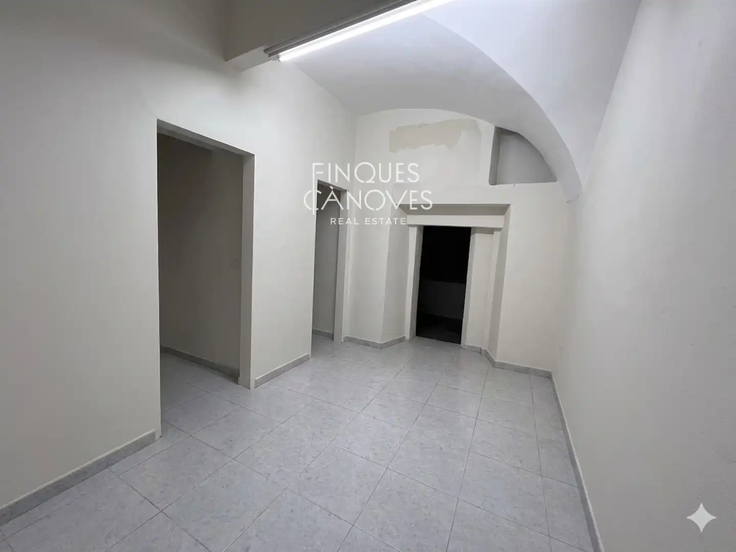 Local comercial en venta en Carrer de Girona, imagen 8