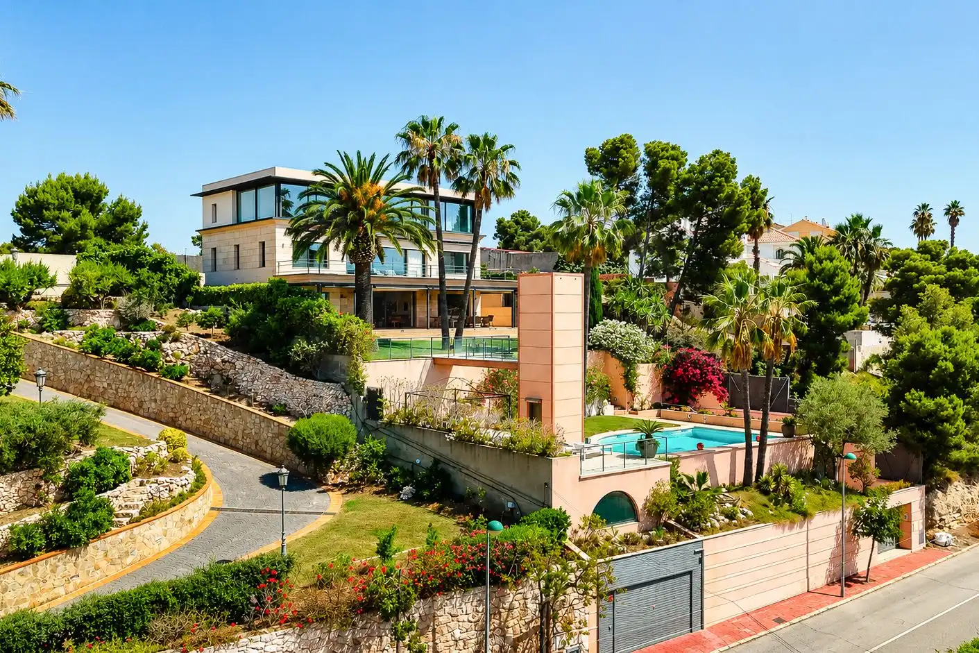 House with pool for sale in Vallpineda - Rocamar, imagen 3