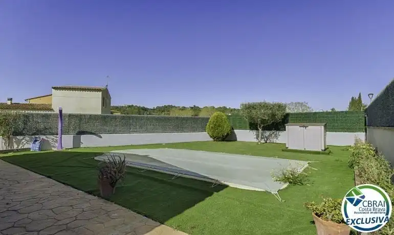 Garden of Houses for sale in Cistella  with Community pool