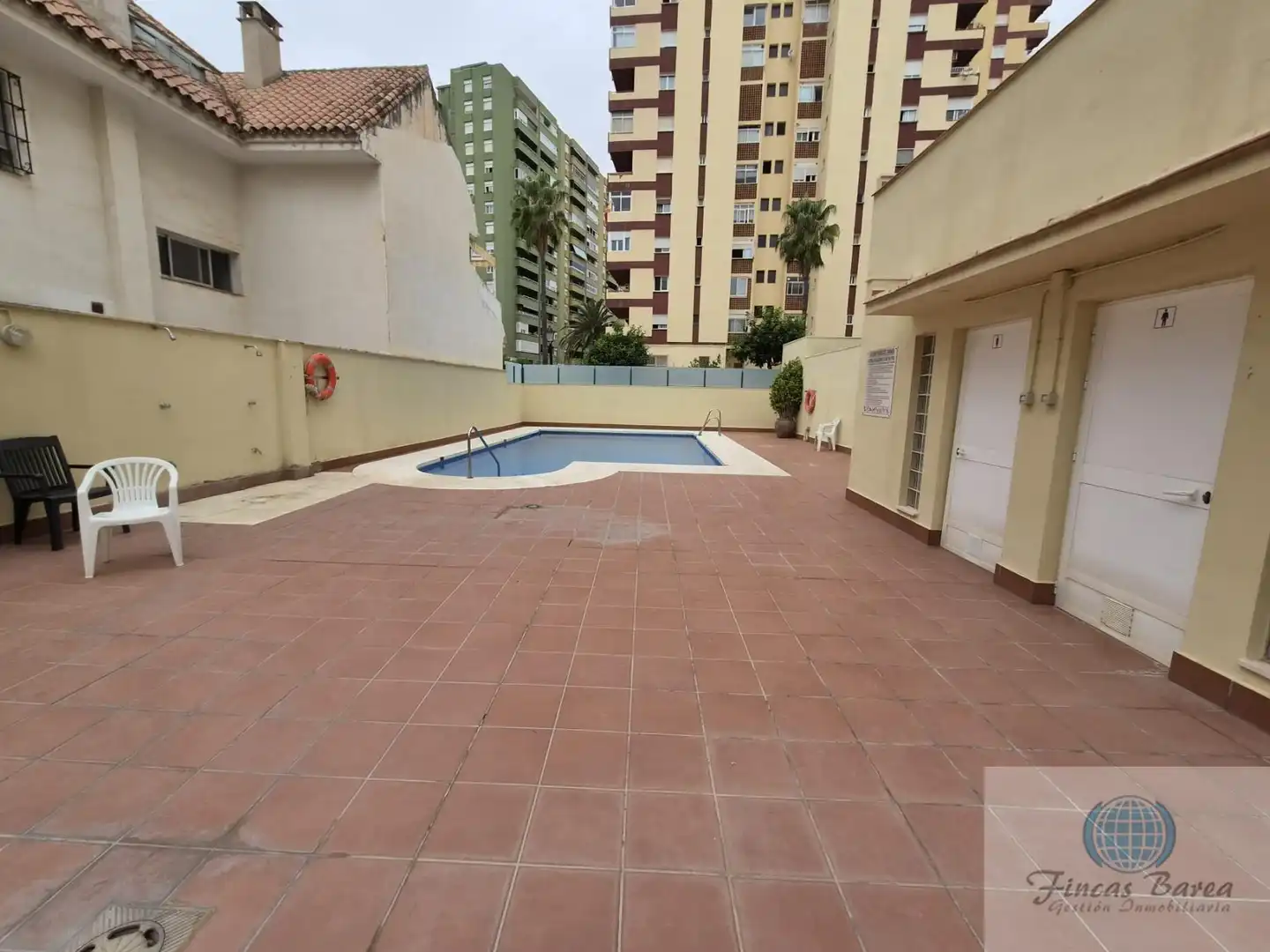 Swimming pool of Flat for sale in Fuengirola  with Air Conditioner, Terrace and Community pool