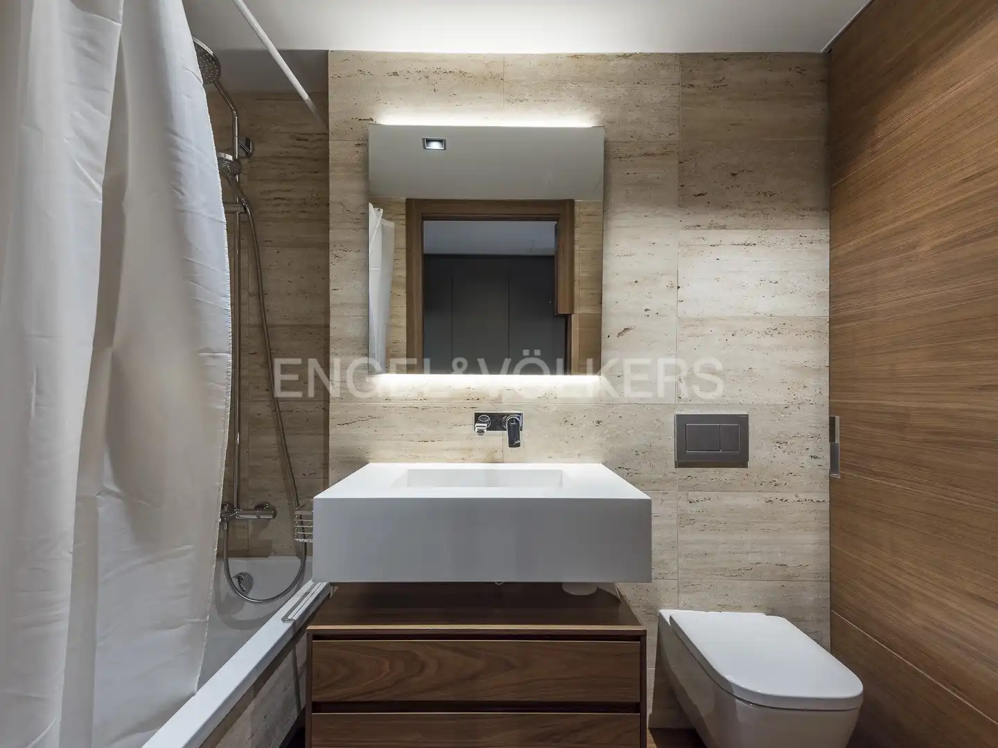 Baño de Piso en venta en Barcelona con Aire acondicionado, Calefacción y Parquet