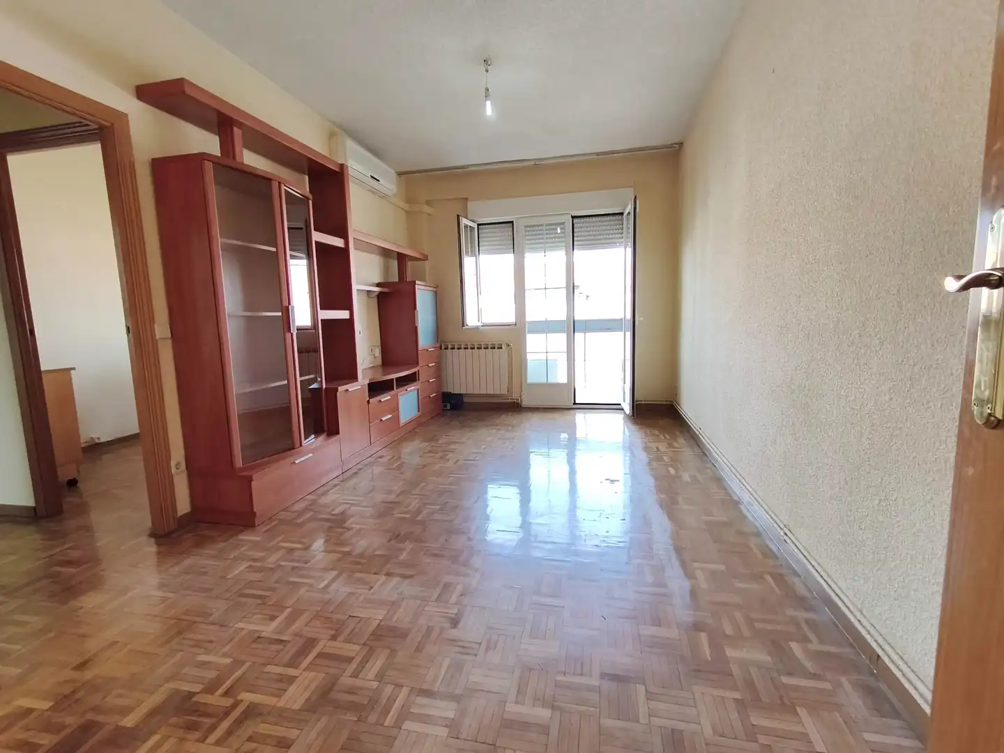 Sala de estar de Piso en venta en Alcorcón con Aire acondicionado, Calefacción y Terraza