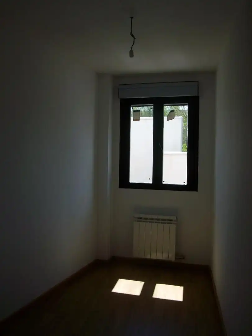 Planta baixa en venda en Tudela de Duero amb Calefacció, Parquet i Traster