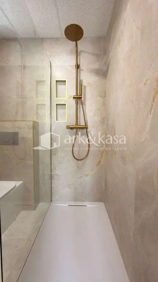 Bany de Casa o xalet de lloguer en Sagunto / Sagunt amb Aire condicionat, Jardí privat i Terrassa