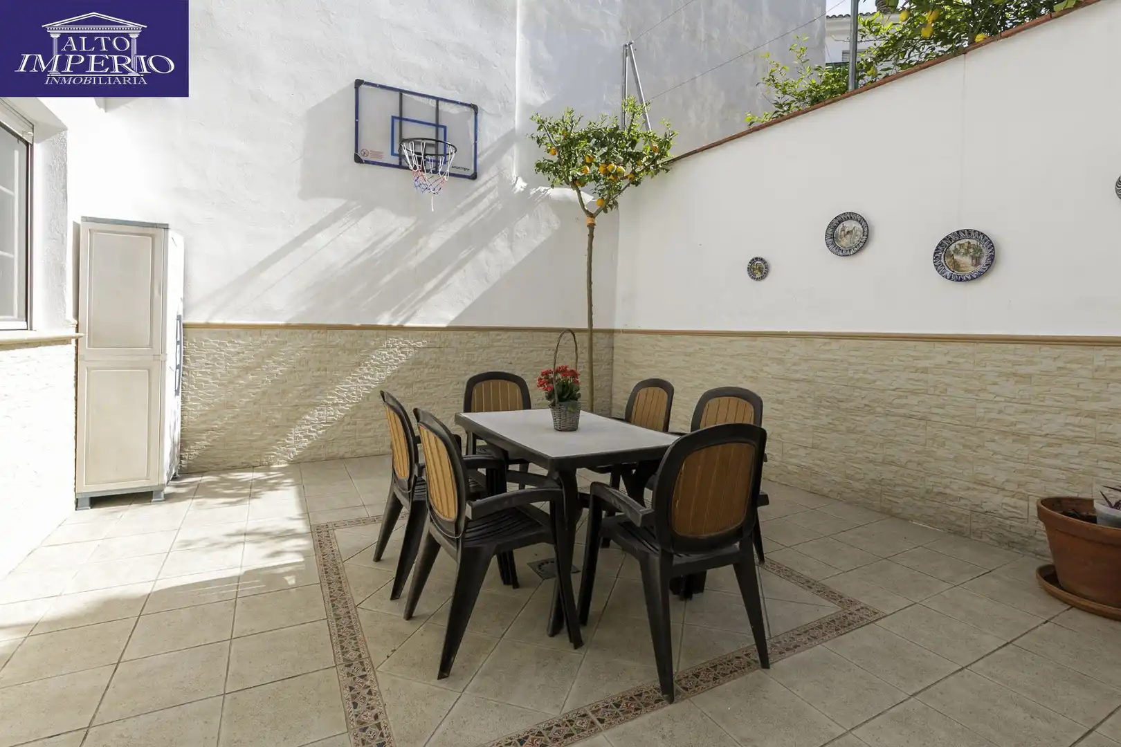 Casa a schiera con terrazza in vendita a 22 Calle Pensamiento, imagen 2