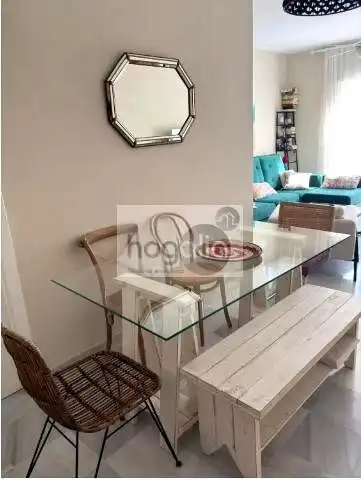 Comedor de Piso de alquiler en Sevilla con Aire acondicionado, Terraza y Amueblado