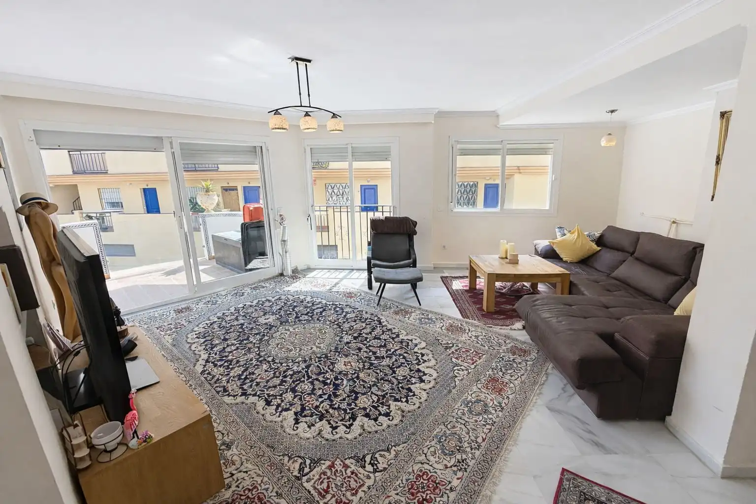 Living room of Apartments for sale in Mijas  with Private garden, Alarm and Community pool