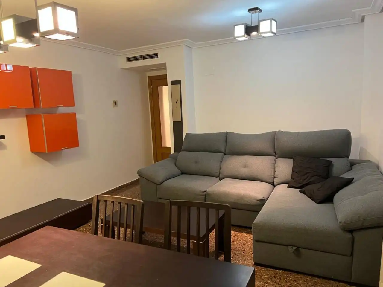 Sala de estar de Piso de alquiler en Valencia con Aire acondicionado, Calefacción y Amueblado