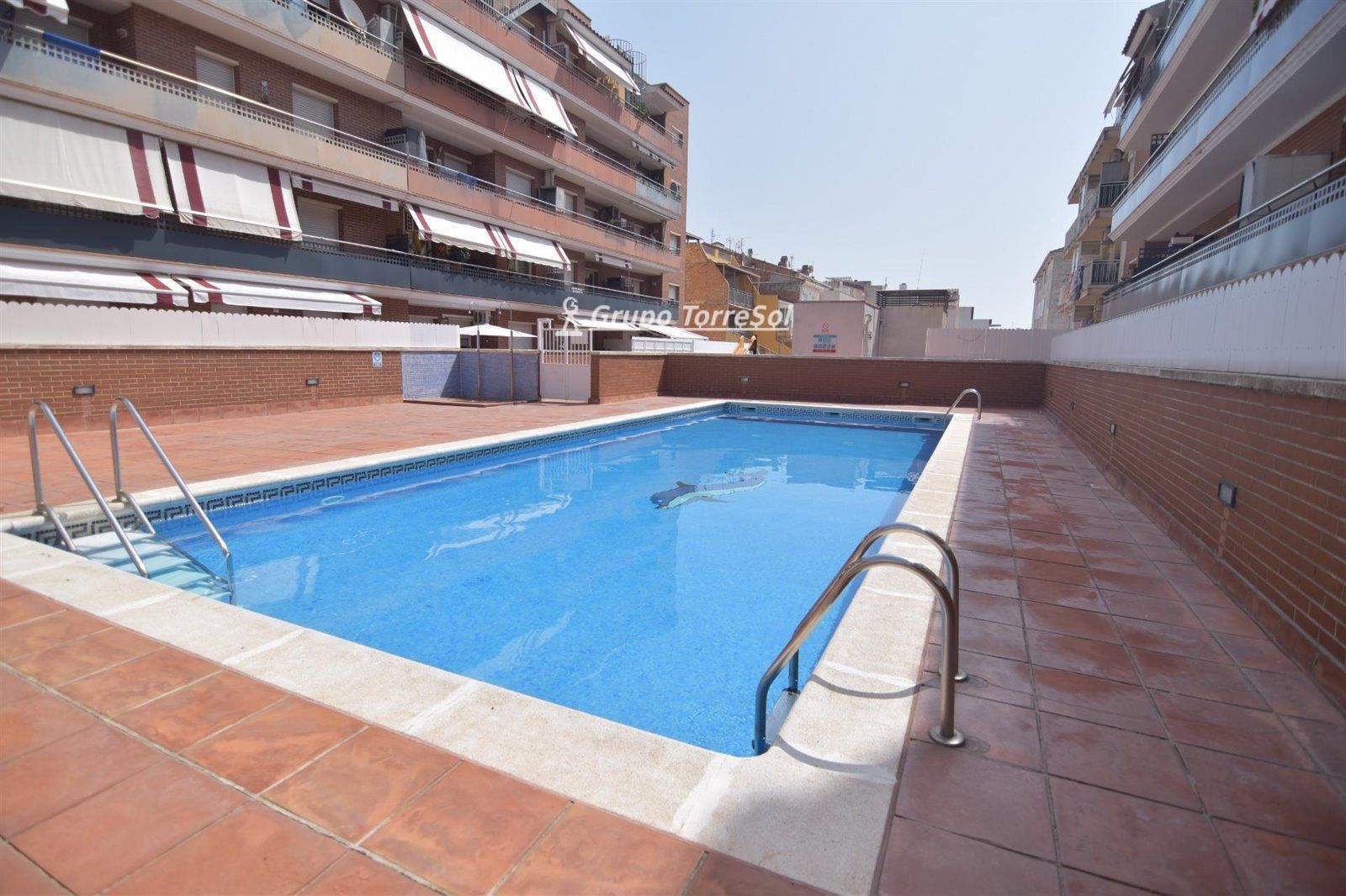 Swimming pool of Flat for sale in El Vendrell  with Heating, Terrace and Swimming Pool
