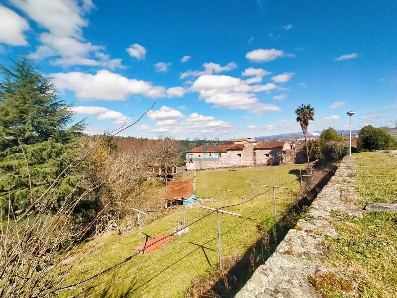 Finca rústica de alquiler en San Cibrao das Viñas con Calefacción, Jardín privado y Terraza