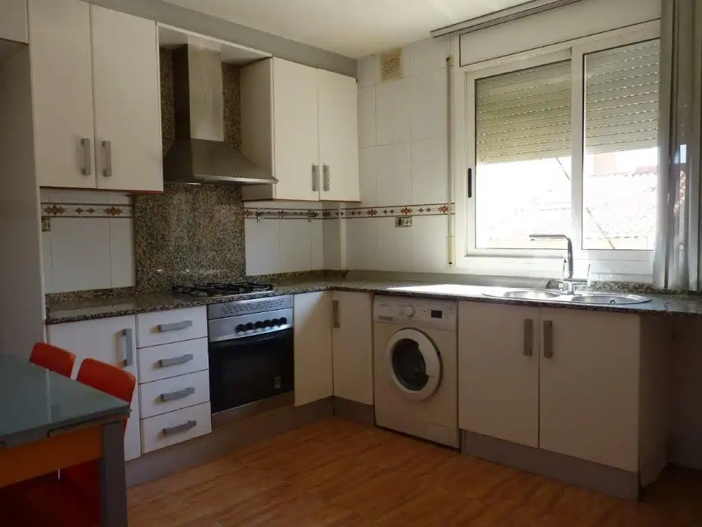 Cocina de Piso en venta en Terrassa con Aire acondicionado, Calefacción y Terraza