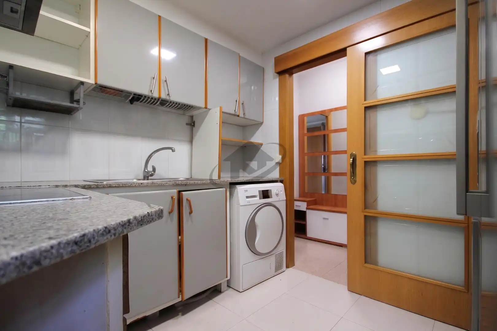 Cocina de Piso en venta en Badia del Vallès con Balcón