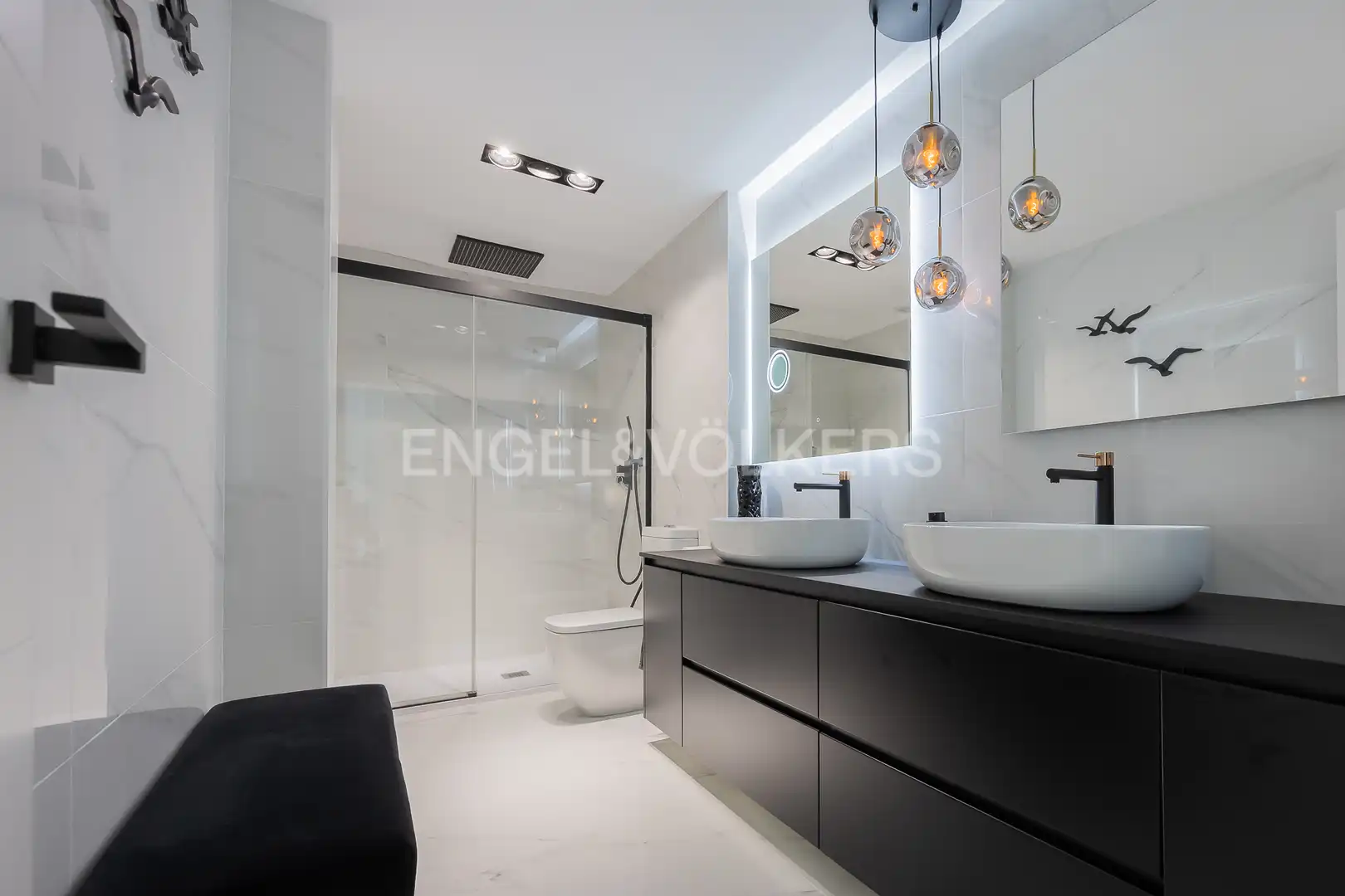 Baño de Casa adosada en venta en Larrabetzu con Aire acondicionado, Calefacción y Jardín privado