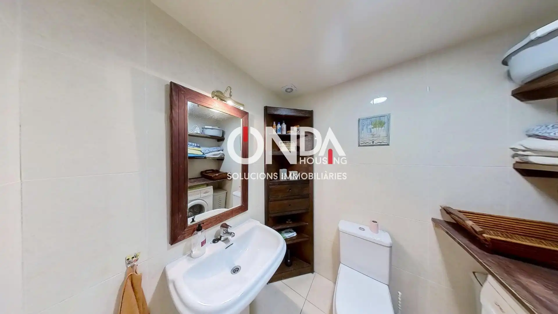 Bany de Dúplex en venda en Salàs de Pallars amb Calefacció, Parquet i Terrassa