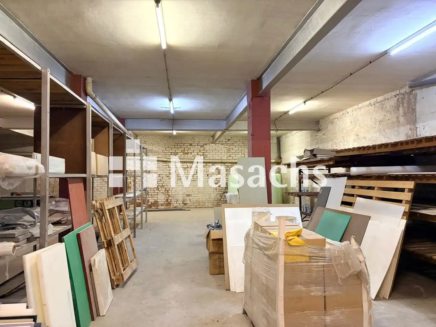 Nau industrial de lloguer en Sabadell