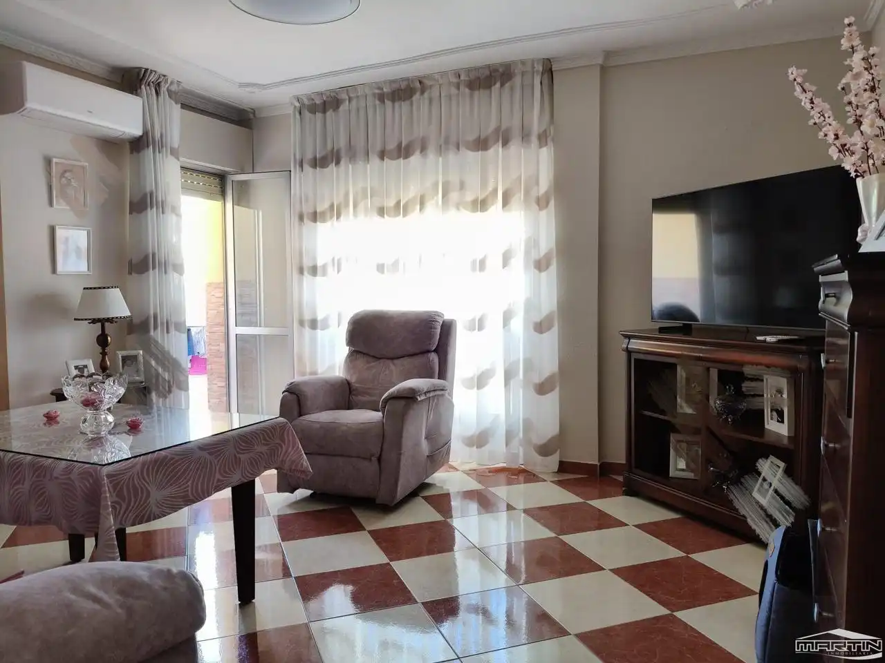 Sala de estar de Piso en venta en Lucena con Aire acondicionado, Terraza y Trastero