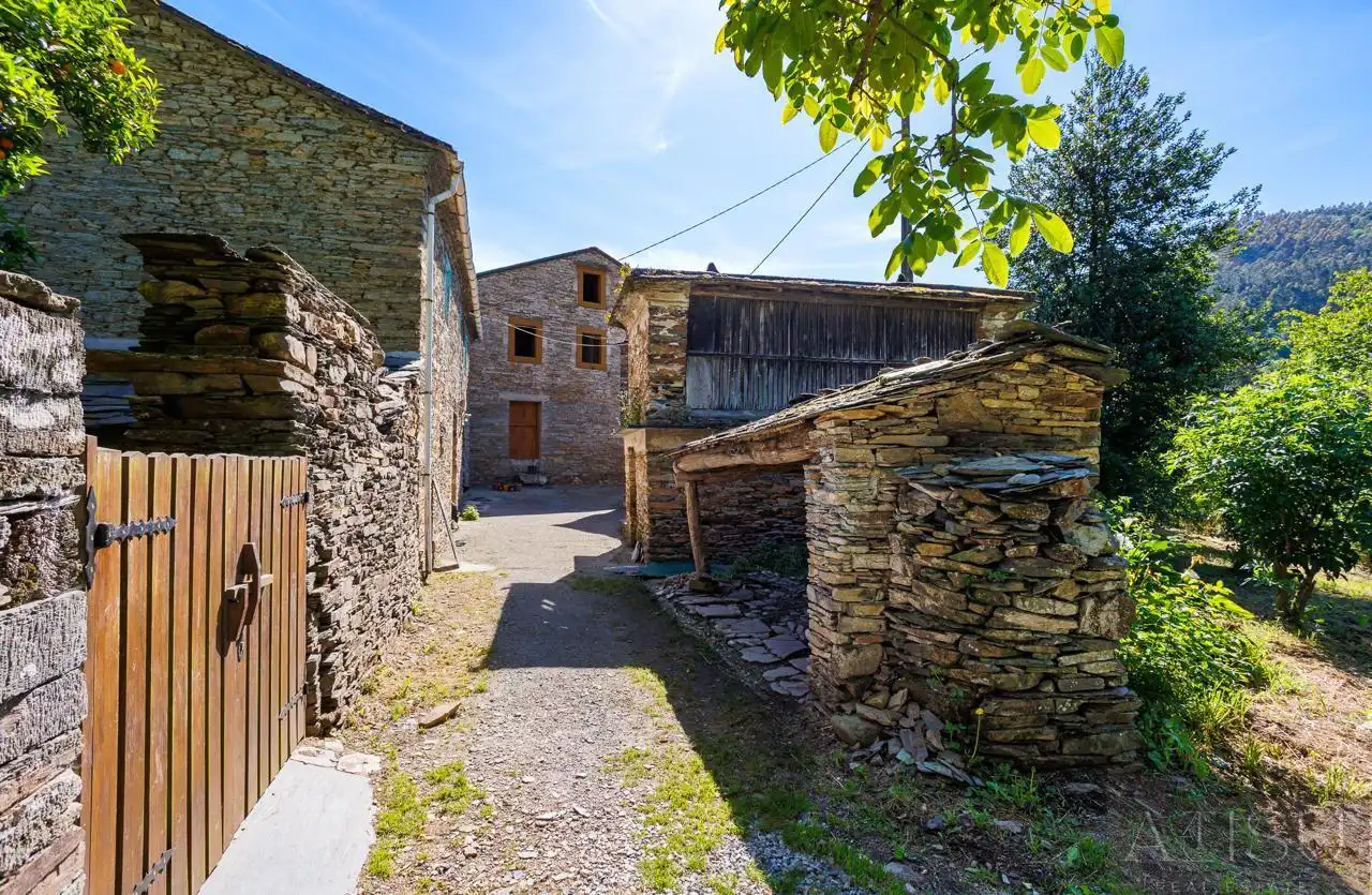Vista exterior de Finca rústica en venda en A Pontenova  
