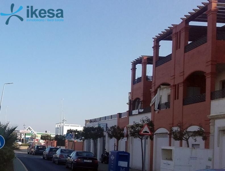 Premises for sale in Corrales