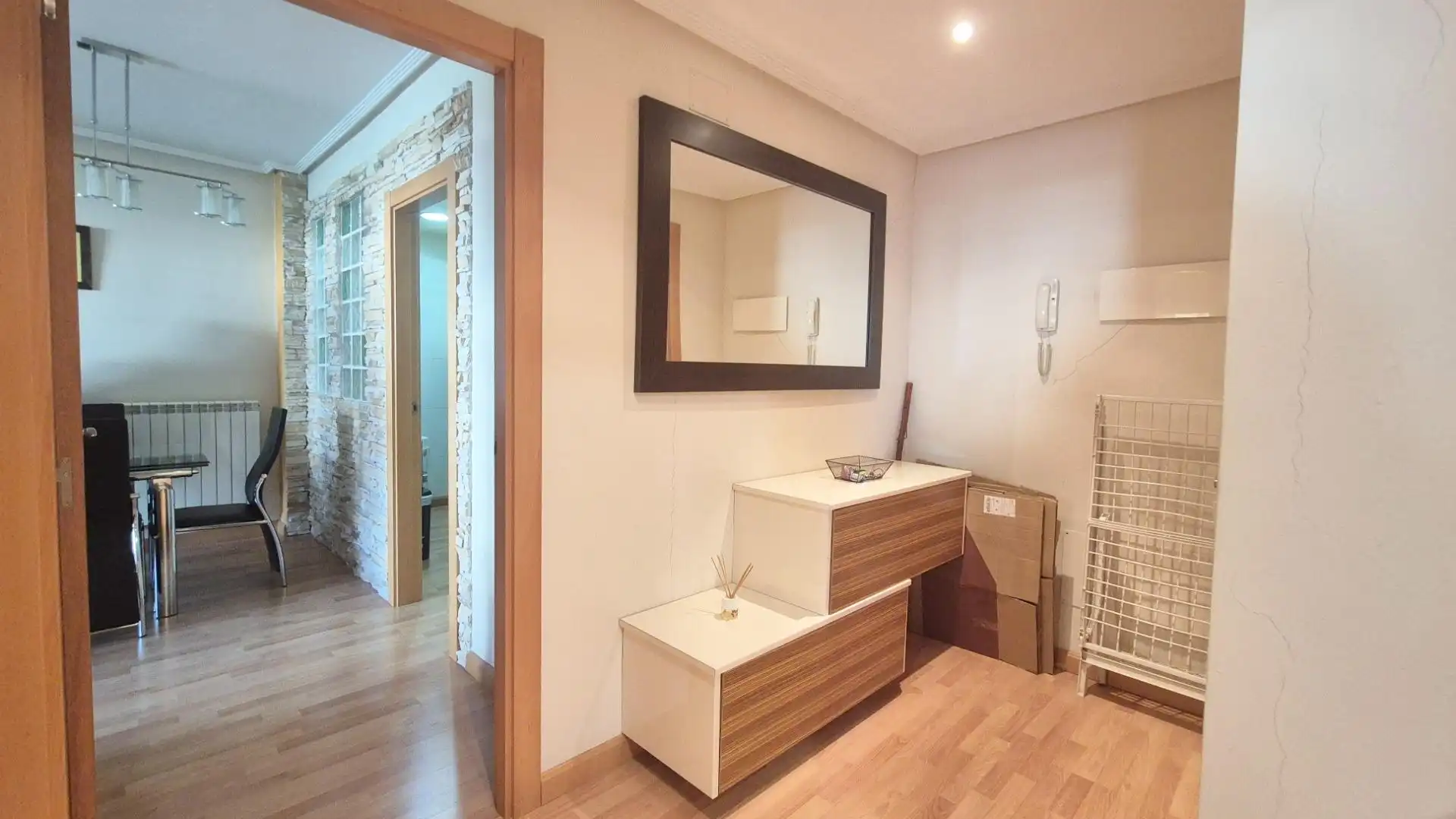 Planta baja de alquiler en Castellanos de Moriscos con Calefacción, Amueblado y Piscina comunitaria
