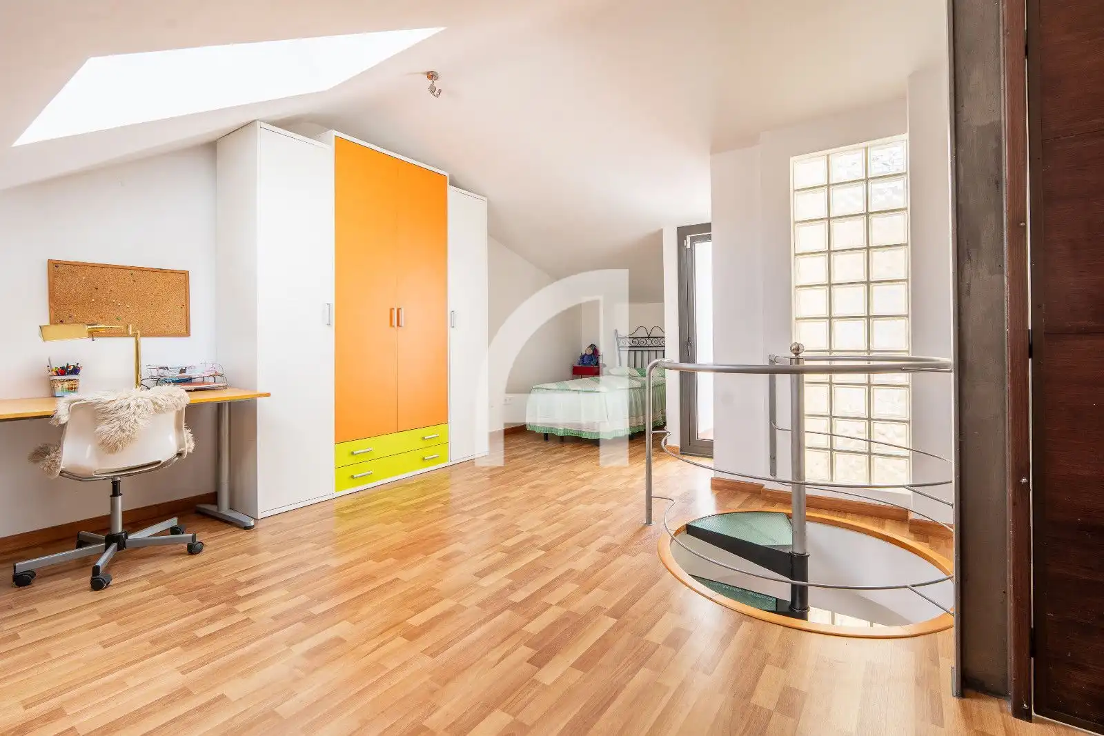 Habitación de Ático en venta en Cervelló con Calefacción