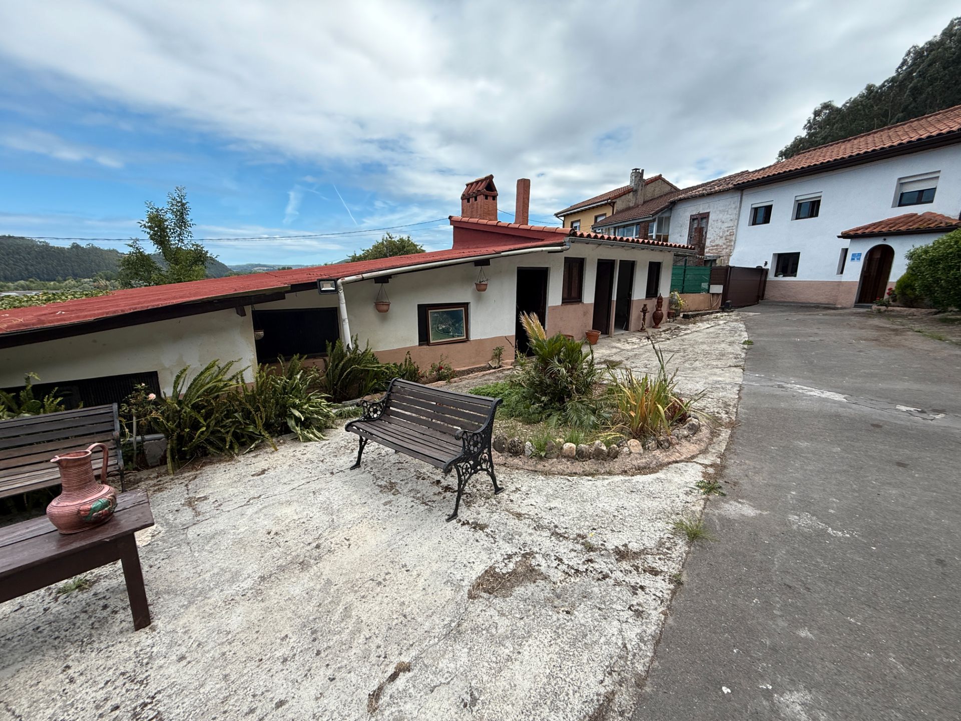 Exterior view of House or chalet for sale in Pravia  with Private garden