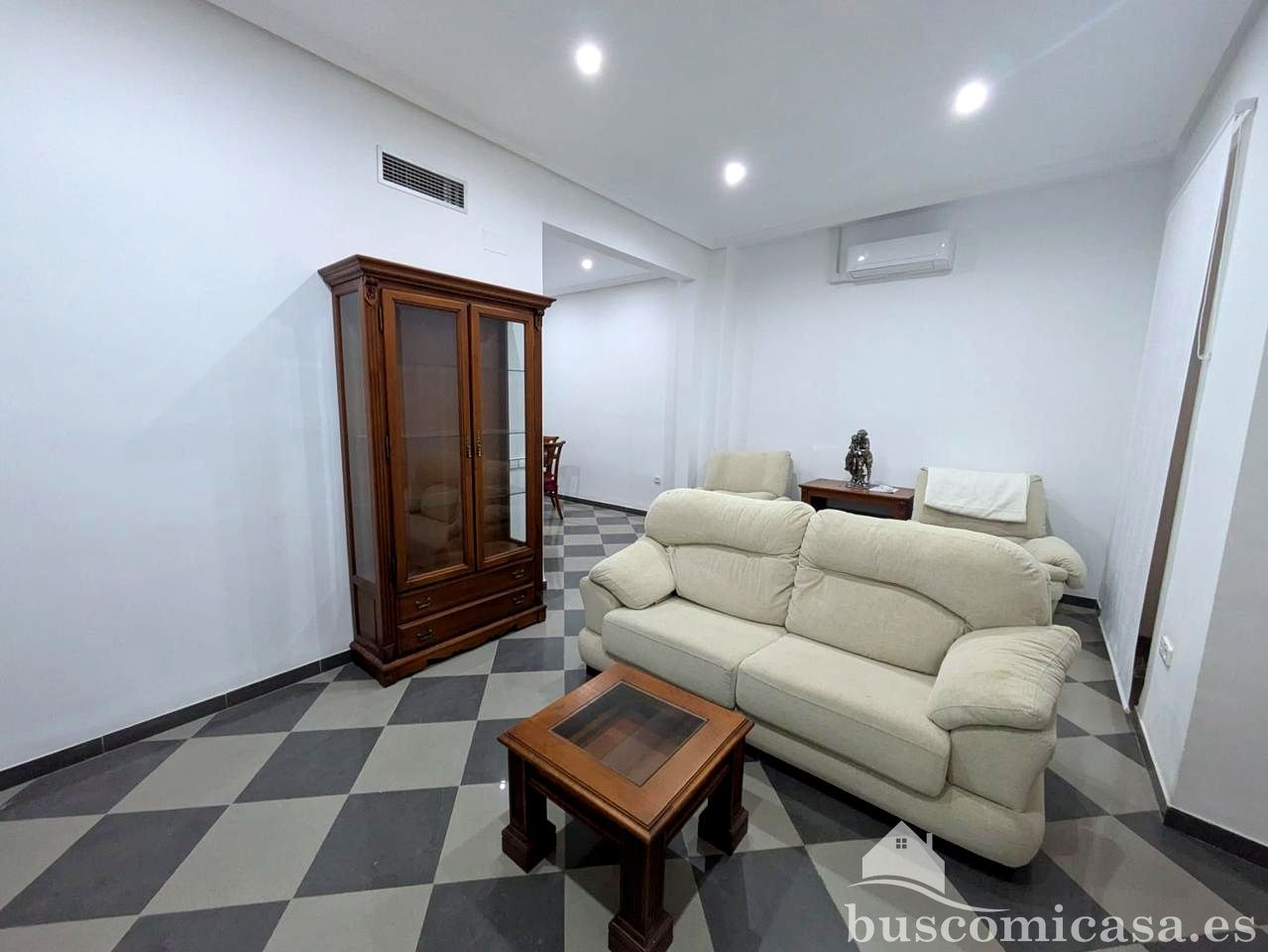 Pis de lloguer en Linares amb Aire condicionat, Terrassa i Moblat