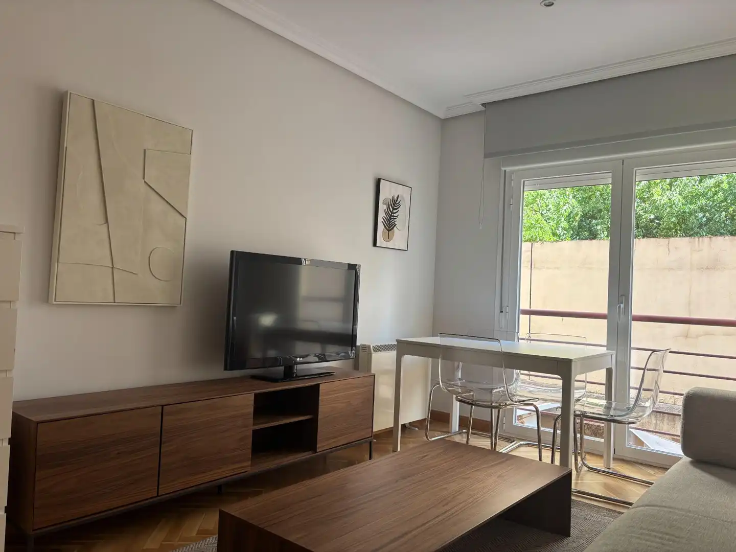 Wohnzimmer von Wohnung zur Miete in Madrid mit Klimaanlage, Heizung und Parkett