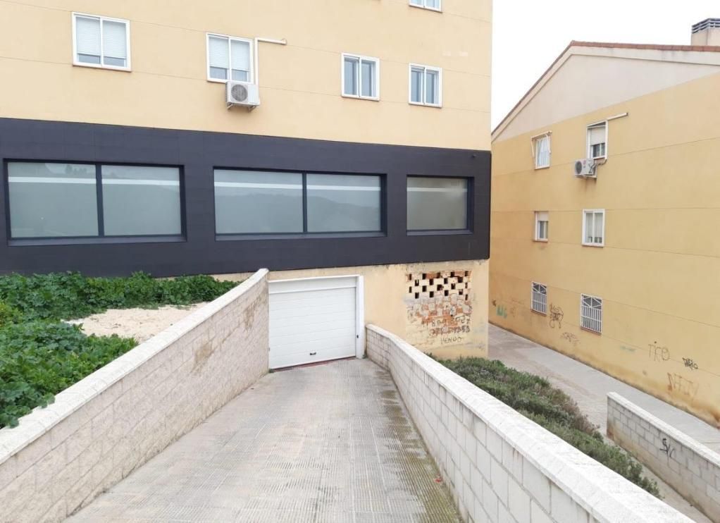Vista exterior de Local en venda en San Martín de la Vega