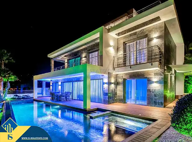 Villa con piscina in vendita a Benicolada - Las Adelfas