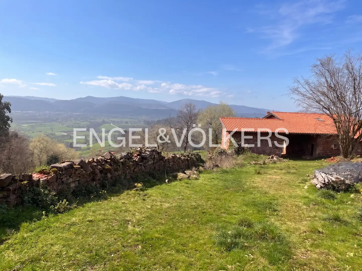 Finca rústica en venda en Mazcuerras amb Calefacció i Jardí privat