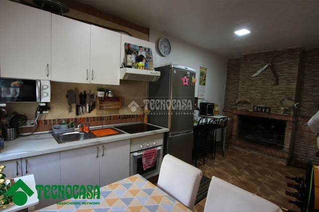 Casa adosada en Venta en Berja