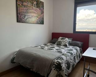 Dormitori de Pis per a compartir en  Barcelona Capital amb Aire condicionat i Terrassa