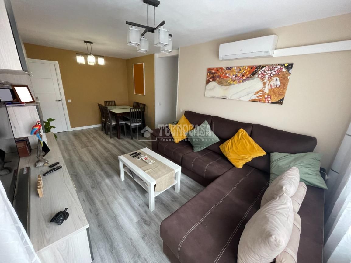 Living room of Flat for sale in Meco  with Air Conditioner and Terrace