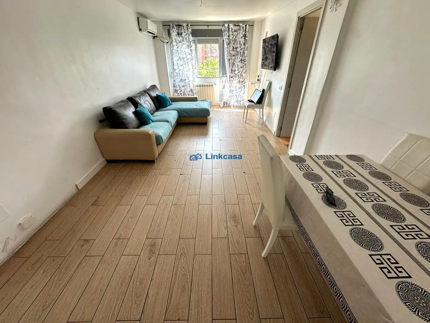 Living room of Flat for sale in Madrid  with Air Conditioner and Heating