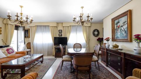 Foto 4 de Piso en venta en Avenida San Francisco Javier, La Buhaira,  Sevilla Capital