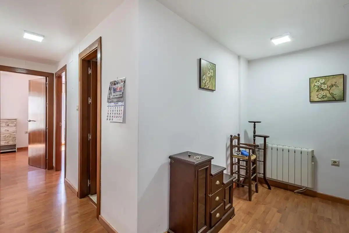 Flat with lift for sale in Barrio de la Vega, imagen 18