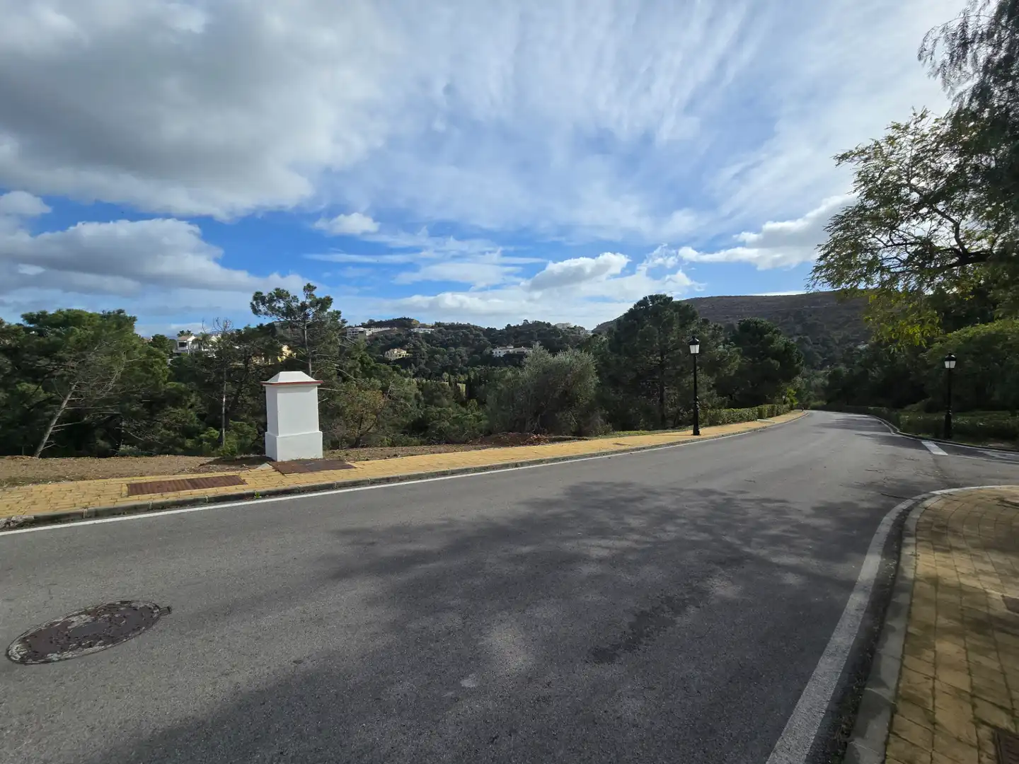 Vista exterior de Casa o chalet en venta en Benahavís con Aire acondicionado, Calefacción y Jardín privado