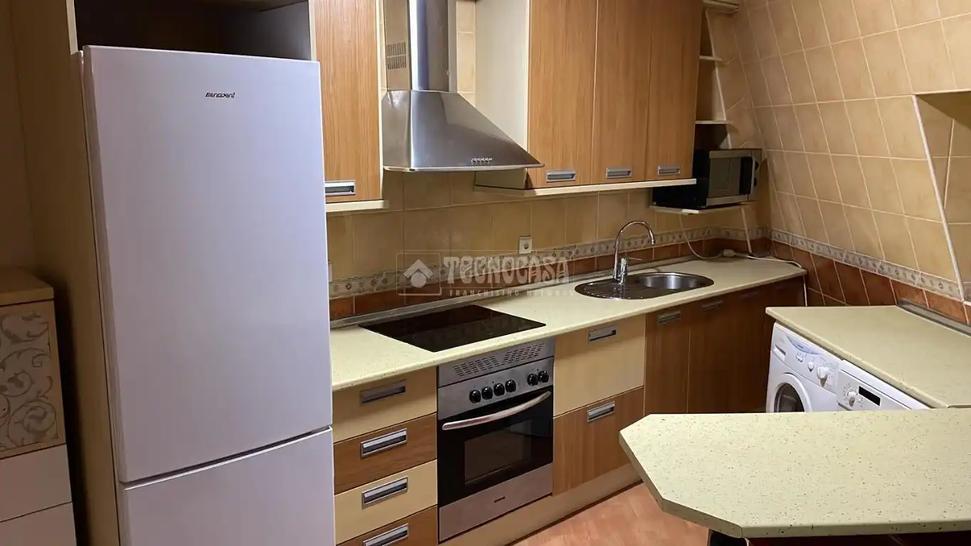 Cuina de Pis en venda en Úbeda amb Aire condicionat i Calefacció