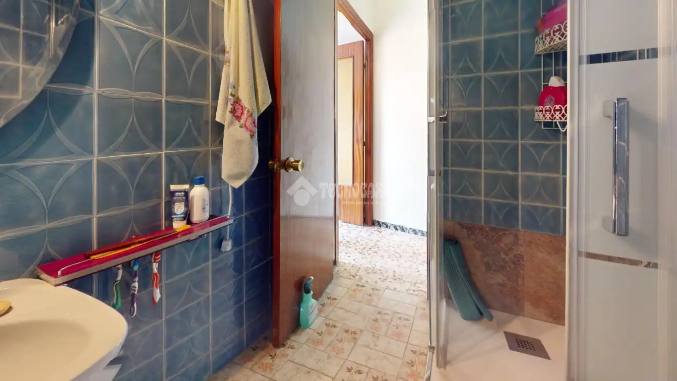 Baño de Piso en venta en Horche con Aire acondicionado, Calefacción y Balcón
