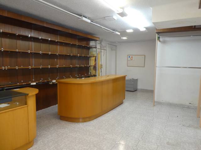 Local comercial en Alquiler en Carrer de Sicília en Llatí