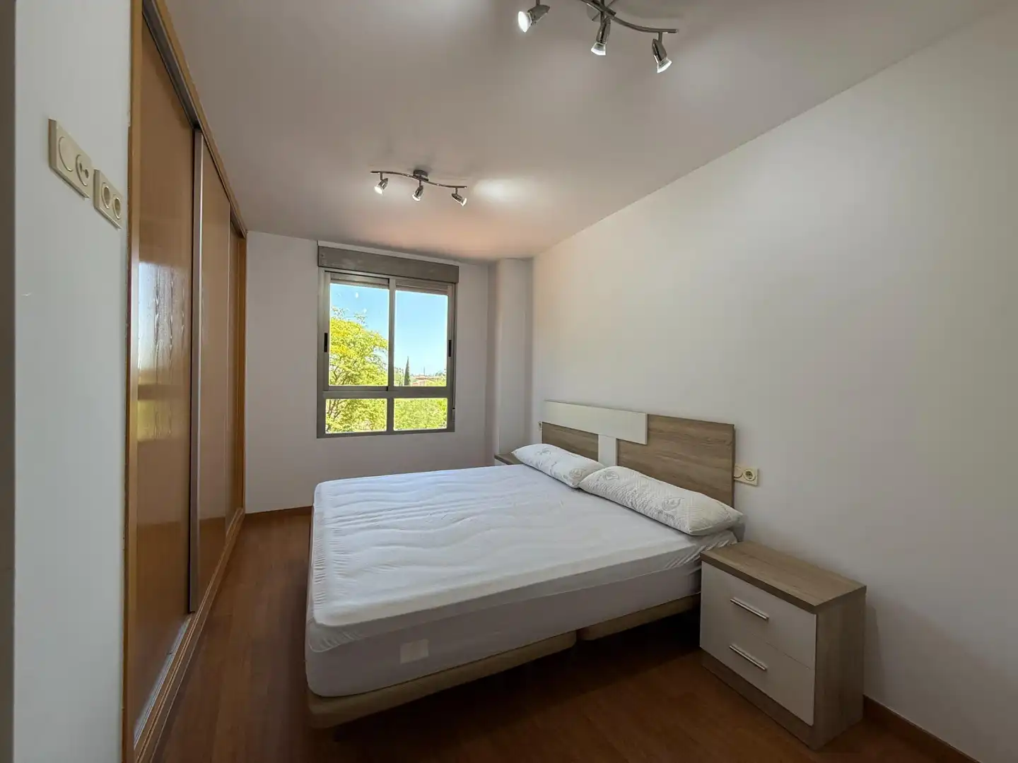 Schlafzimmer von Wohnung zur Miete in Murcia mit Klimaanlage, Heizung und Terrasse