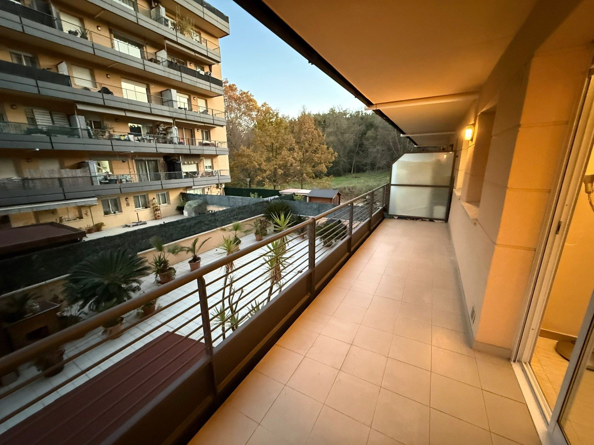 Terrassa de Pis de lloguer en Girona Capital amb Calefacció, Terrassa i Moblat