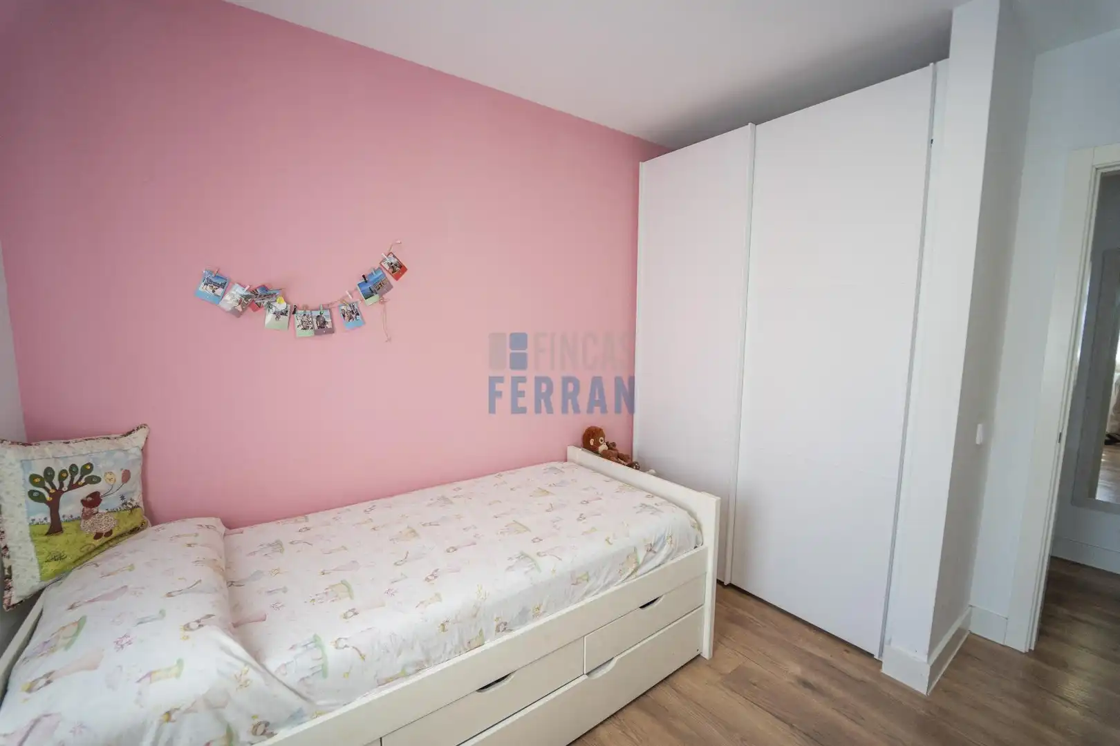 Habitación de Casa o chalet en venta en El Vendrell con Calefacción, Parquet y Terraza