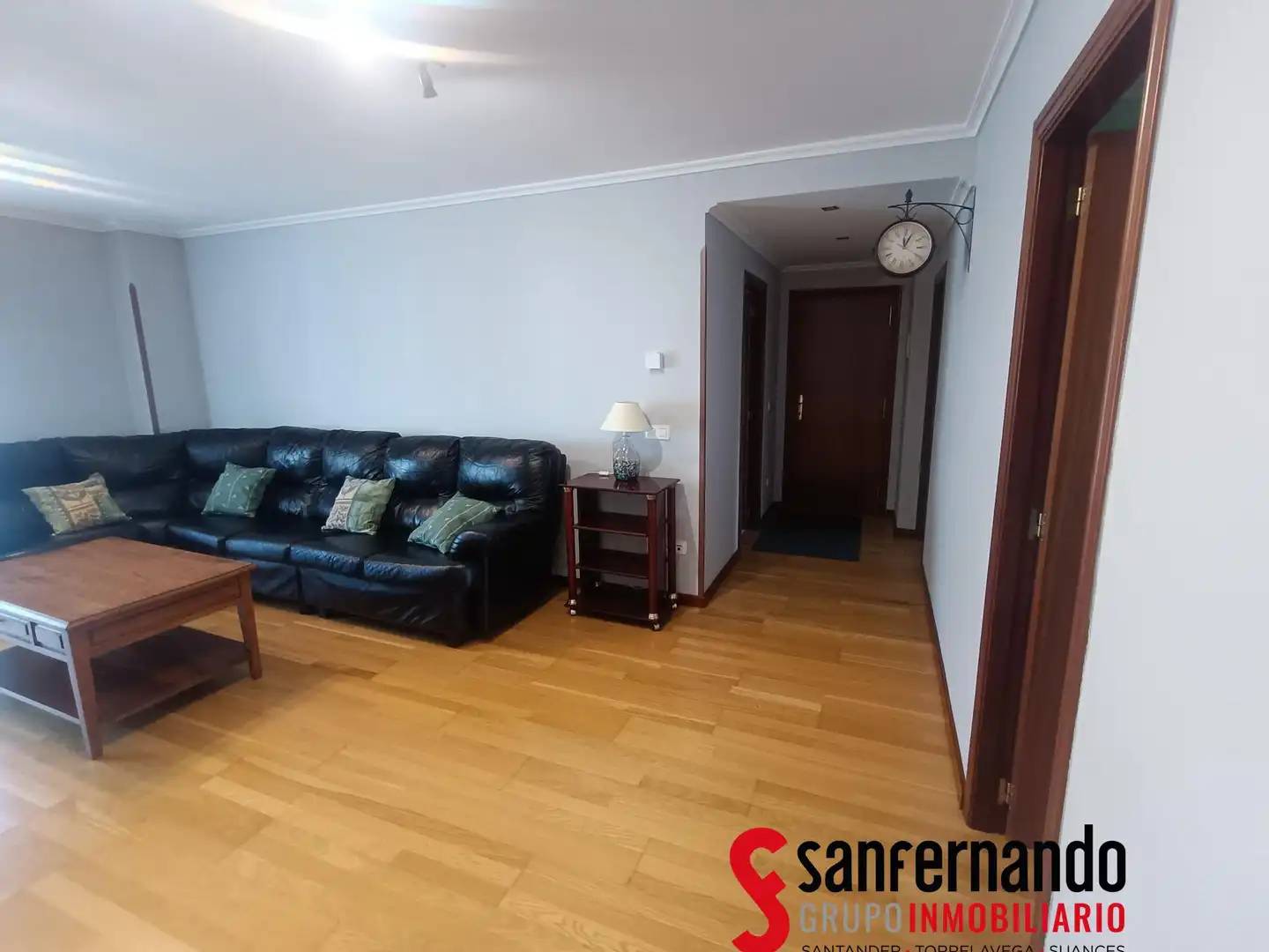 Wohnzimmer von Wohnung zur Miete in Camargo mit Heizung, Parkett und Abstellraum