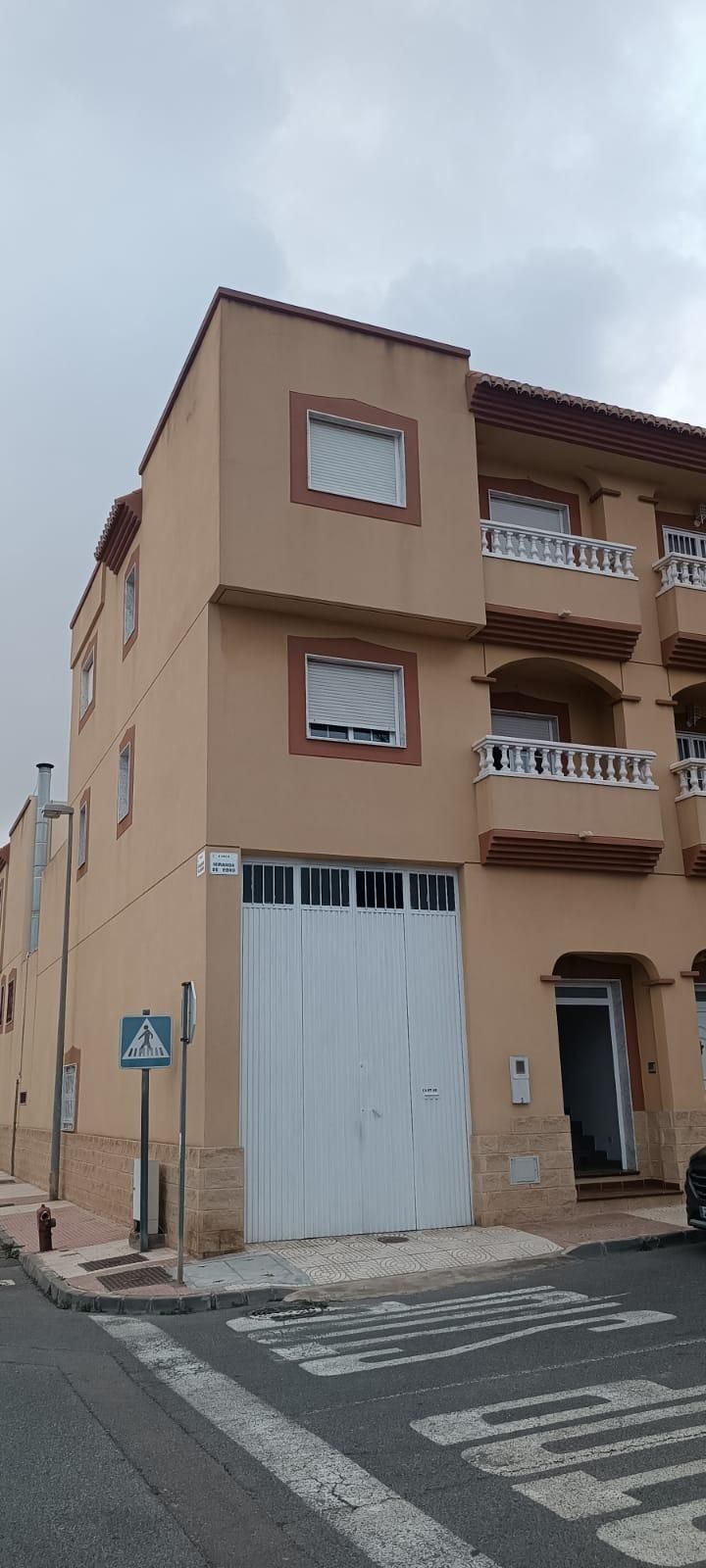 Casa o xalet en venda a El Parador de las Hortichuelas