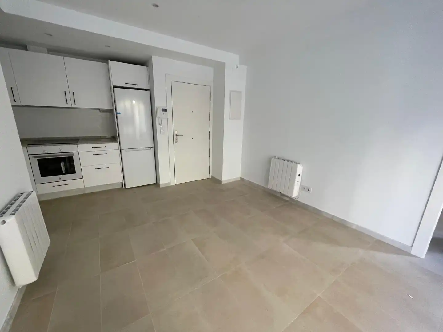 Schlafzimmer von Wohnungen zur Miete in Zaragoza mit Heizung und Waschmaschine